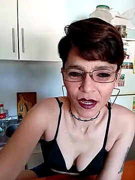 Lulypsicologasexual online show from October 12, 2025, 3:22 pm