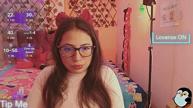 Estrella  sex online show from November 3, 2025, 8:10 pm