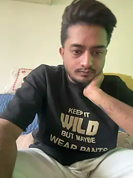 seenu2101 online show from April 28, 2026, 2:27 am