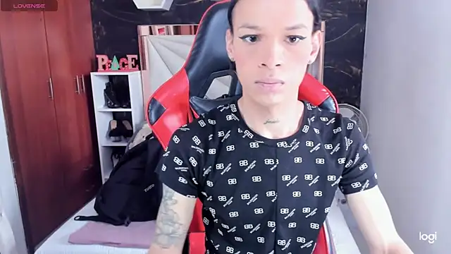 Snapshot of sara_slut21 chatting on December 2, 2024, 4:20 pm sara slut21 online show from December 2, 2024, 4:20 pm