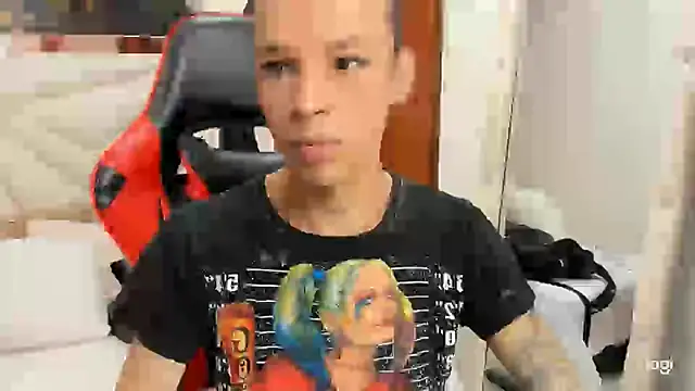 Snapshot of sara_slut21 chatting on December 7, 2024, 3:19 pm sara slut21 online show from December 7, 2024, 3:19 pm