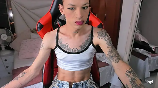 Snapshot of sara_slut21 chatting on December 14, 2024, 5:25 pm sara slut21 online show from December 14, 2024, 5:25 pm