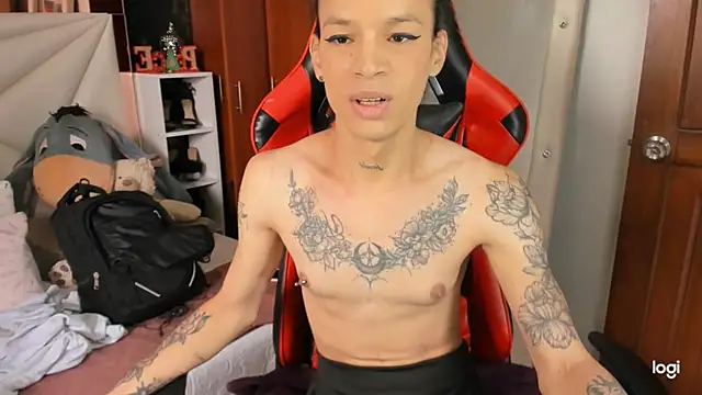 Snapshot of sara_slut21 chatting on December 24, 2024, 4:40 pm sara slut21 online show from December 24, 2024, 4:40 pm