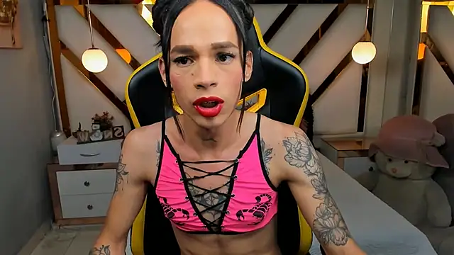 Snapshot of sara_slut21 chatting on December 30, 2024, 7:37 am sara slut21 online show from December 30, 2024, 7:37 am