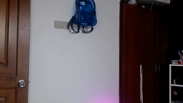 Snapshot of sara_slut21 chatting on March 21, 2025, 9:23 pm sara slut21 online show from March 21, 2025, 9:23 pm