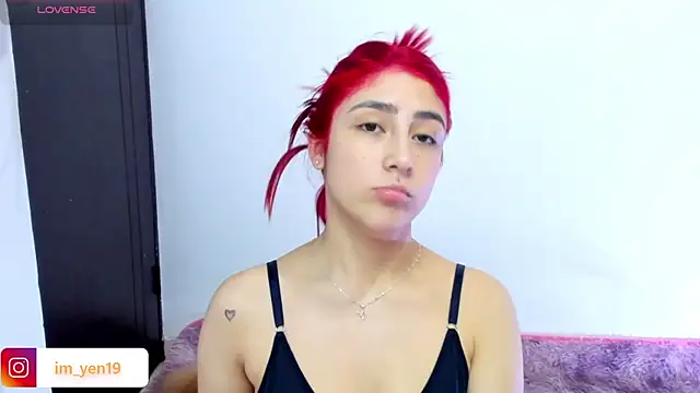 Snapshot of adahraa_younng chatting on October 24, 2025, 10:39 pm adahraa younng online show from October 24, 2025, 10:39 pm