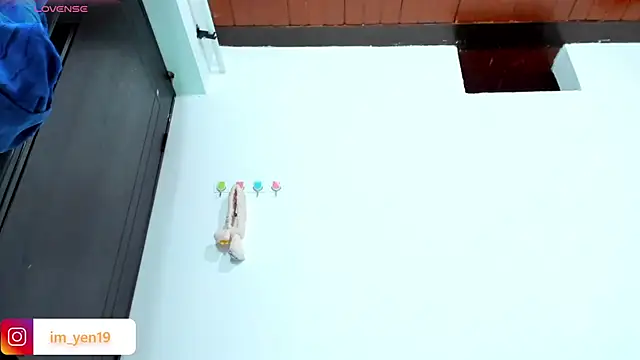 Snapshot of adahraa_younng chatting on February 4, 2026, 8:03 pm adahraa younng online show from February 4, 2026, 8:03 pm