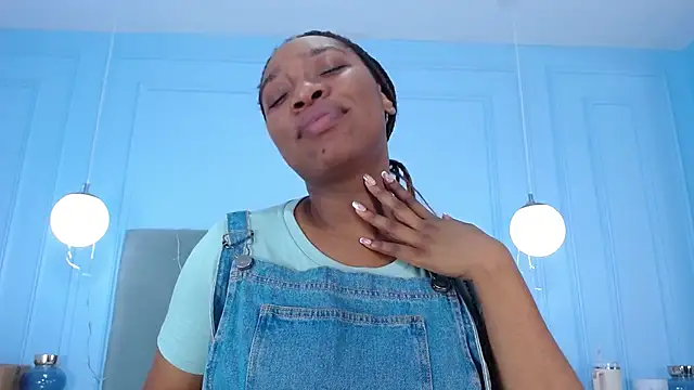 NatashaSilver online show from September 20, 2025, 2:07 pm