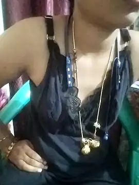 Snapshot of Varsha21 chatting on February 20, 2026, 1:33 pm Varsha21 online show from February 20, 2026, 1:33 pm