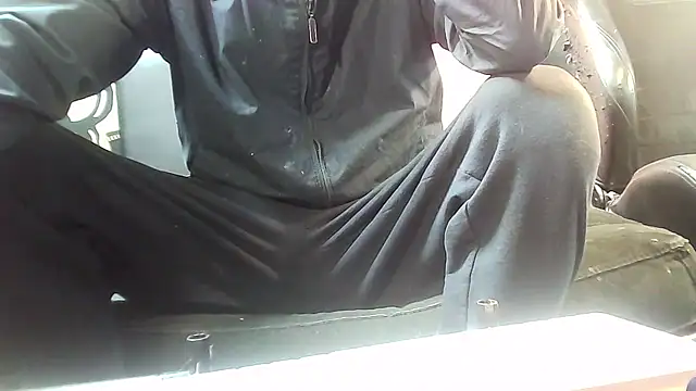 Snapshot of lovehairymature90 chatting on February 18, 2026, 12:45 pm lovehairymature90 online show from February 18, 2026, 12:45 pm