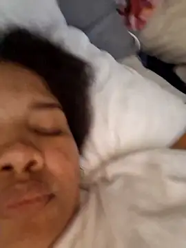 madelene online show from February 1, 2025, 4:56 am