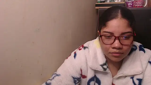 madelene online show from September 9, 2025, 12:54 am