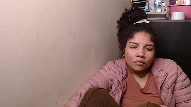 madelene online show from September 23, 2025, 3:20 am