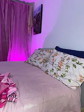 MiaRousexxx  online show from February 28, 2026, 1:39 am