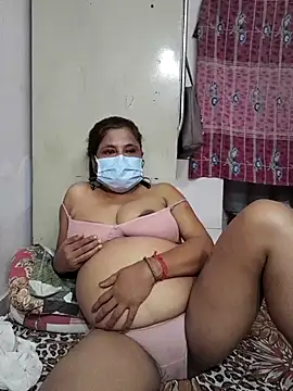 mature mimi online show from November 3, 2025, 6:09 pm