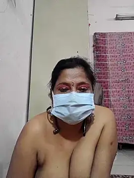 mature mimi online show from February 21, 2026, 6:20 pm