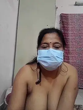 mature mimi online show from March 19, 2026, 12:42 pm