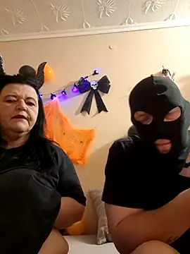 Snapshot of BlacReign chatting on October 17, 2025, 7:05 pm BlacReign online show from October 17, 2025, 7:05 pm