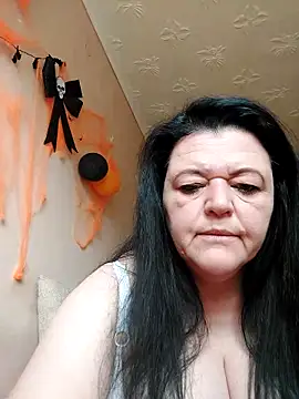 Snapshot of BlacReign chatting on October 30, 2025, 12:28 pm BlacReign online show from October 30, 2025, 12:28 pm