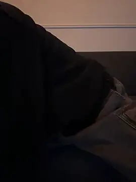 koooouhekko online show from February 9, 2026, 12:53 pm