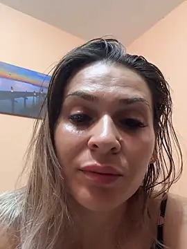 Snapshot of iSelena chatting on September 21, 2025, 6:53 pm iSelena online show from September 21, 2025, 6:53 pm