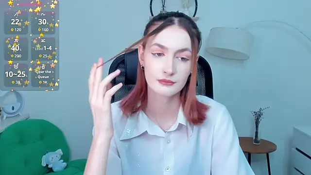 EasterBlink online show from December 15, 2025, 10:19 am