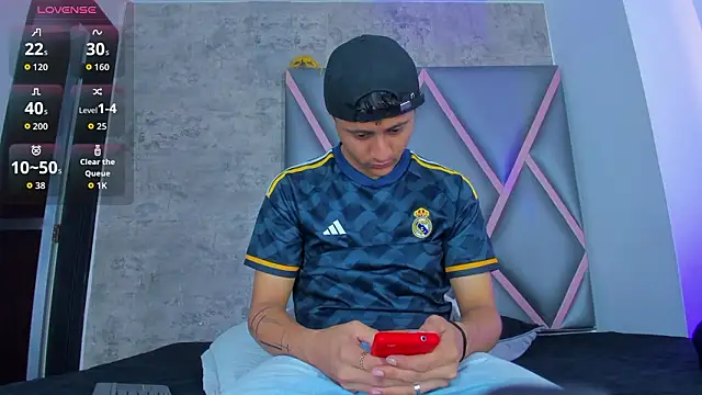  Leohot  online show from February 20, 2026, 3:36 am