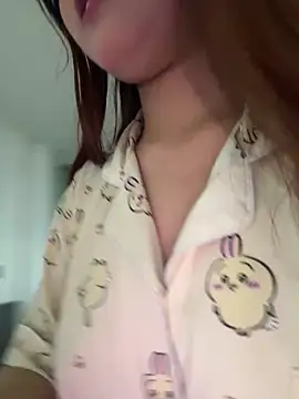 mimi9420 online show from May 19, 2026, 4:13 pm