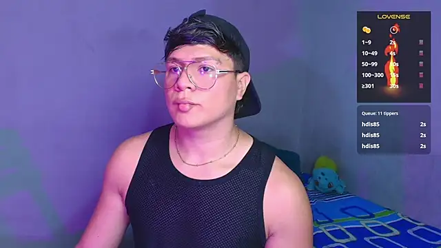 Snapshot of Alejandro_Vt chatting on December 21, 2025, 1:57 am Alejandro Vt online show from December 21, 2025, 1:57 am