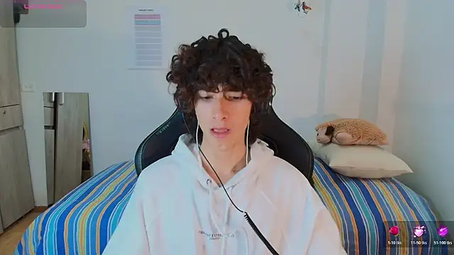 Nude Boy18 online show from February 24, 2026, 2:31 am