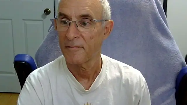 funone1999 online show from September 28, 2025, 12:16 am