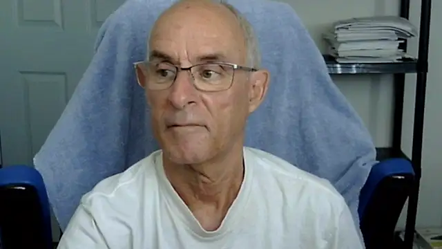 funone1999 online show from October 23, 2025, 6:50 pm