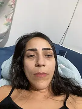 lucioliveira online show from May 21, 2026, 7:21 pm