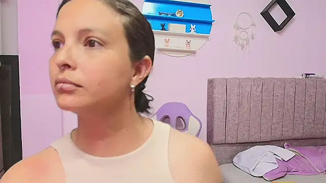 MiSofialeal online show from January 16, 2026, 5:06 pm