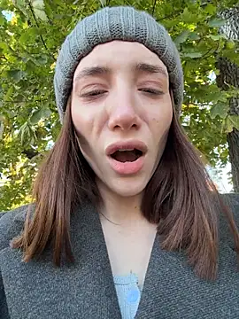 BallerinaCappuccino  online show from October 17, 2025, 7:44 am