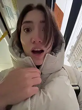 BallerinaCappuccino  online show from November 30, 2025, 7:34 am