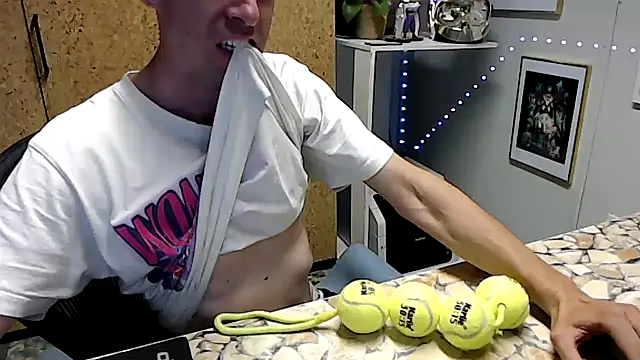 Snapshot of sakiramissy chatting on October 15, 2025, 2:28 pm sakiramissy online show from October 15, 2025, 2:28 pm