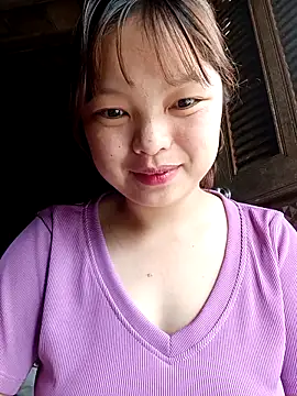 XoiXoi232 online show from November 14, 2025, 7:07 am