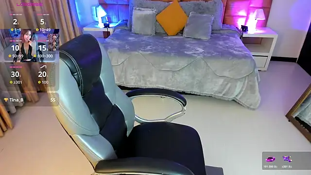 Catti Brie online show from November 6, 2025, 11:55 am