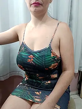 Snapshot of _SexyPetite_ chatting on October 22, 2025, 1:50 am SexyPetite online show from October 22, 2025, 1:50 am