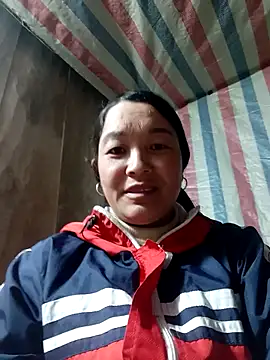 Bliss rose online show from January 10, 2026, 1:13 pm