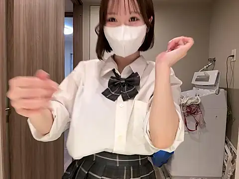 nano-da-u online show from May 21, 2026, 2:57 pm