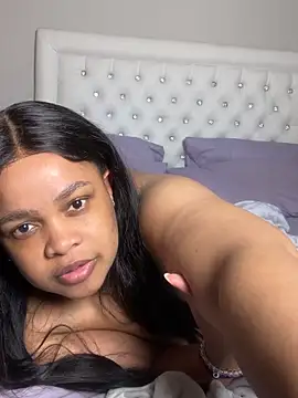 XXXquisiteVixen online show from December 22, 2025, 5:21 pm