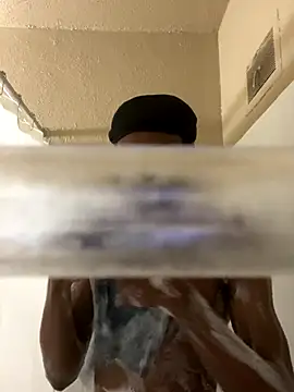 Snapshot of thickcum27 chatting on September 9, 2025, 4:01 am thickcum27 online show from September 9, 2025, 4:01 am