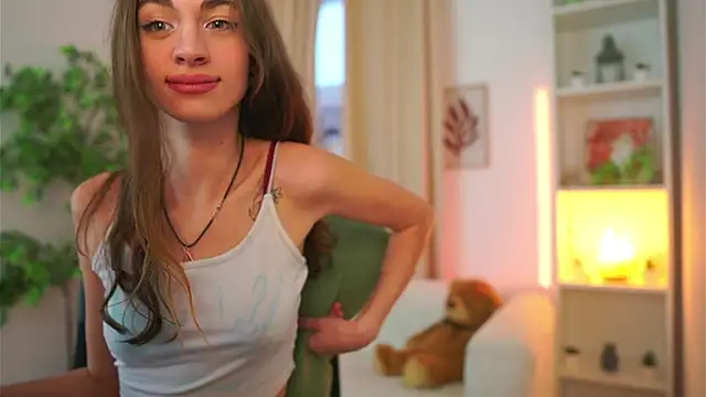 Snapshot of Sophie__Nice chatting on October 2, 2025, 1:40 pm Sophie Nice online show from October 2, 2025, 1:40 pm