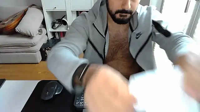 Snapshot of Velvetvoyager69 chatting on December 3, 2025, 2:04 pm Velvetvoyager69 online show from December 3, 2025, 2:04 pm