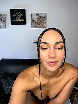 fetish foot  online show from September 19, 2025, 3:24 pm