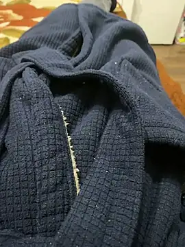 wwwiiilll online show from October 8, 2025, 5:21 pm