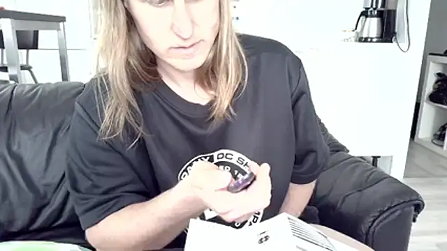 Silverhippo online show from May 14, 2026, 10:11 am