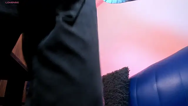 Snapshot of juanmechanic_ chatting on February 11, 2026, 7:02 am juanmechanic online show from February 11, 2026, 7:02 am